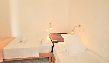 Ibiza rental villa rv collexion 2022 finca san jose verg family bedroom 2 single beds.jpg